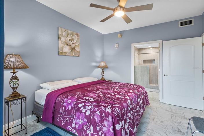 Image No.16-2 Bed Property for sale