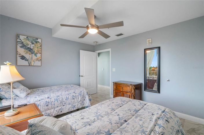 Image No.38-2 Bed Property for sale