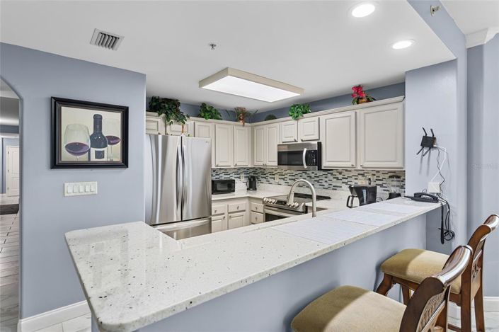 Image No.42-2 Bed Property for sale