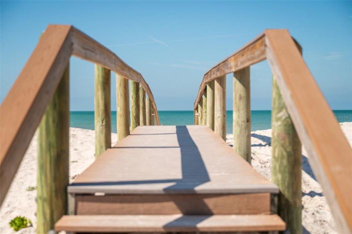 Image No.17-4 Bed Property for sale