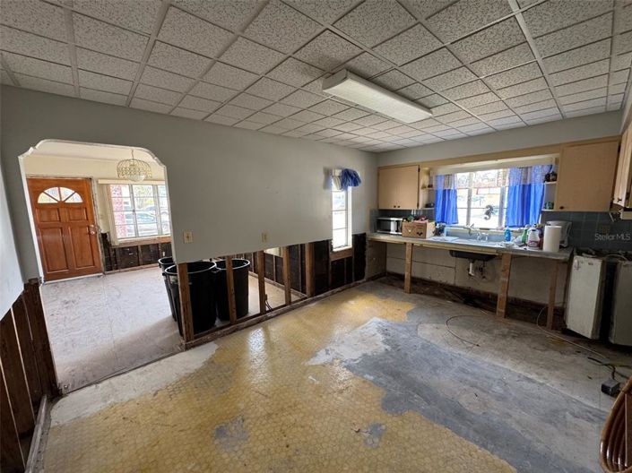 Image No.24-4 Bed Property for sale