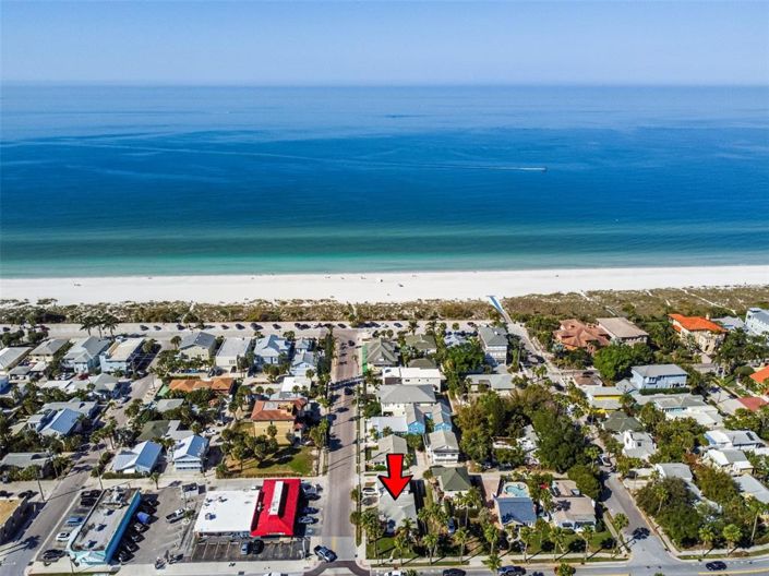 Image No.4-4 Bed Property for sale