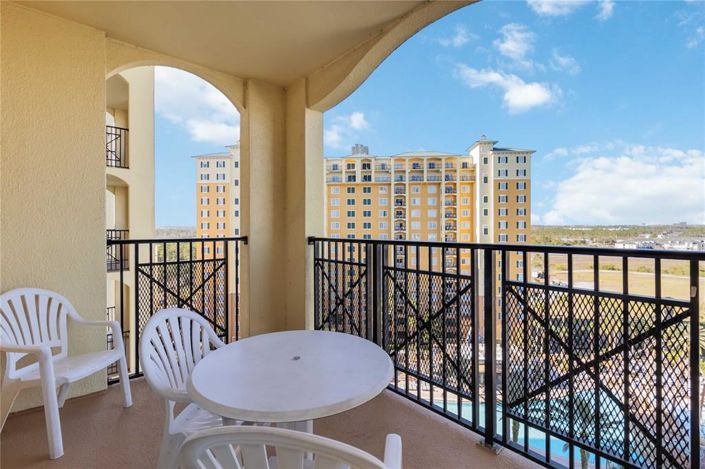 Image No.20-2 Bed Property for sale