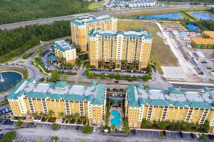 Image No.2-Propriété de 3 chambres à vendre à Orlando