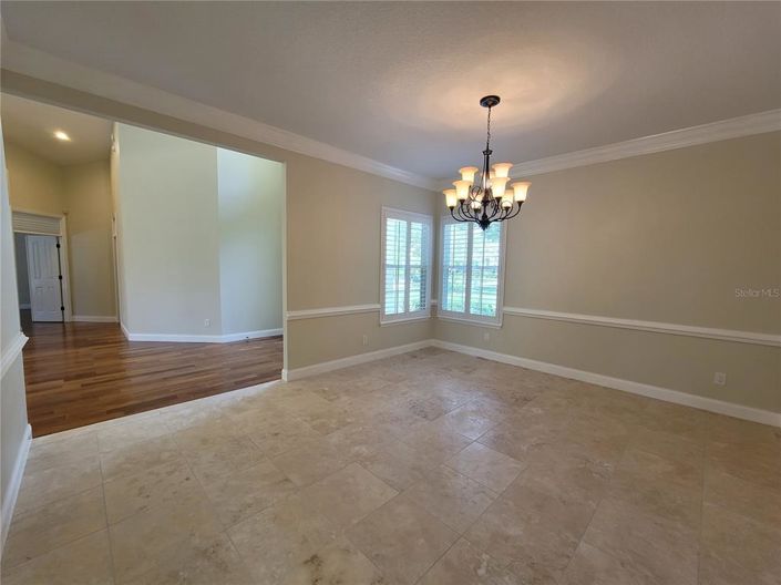 Image No.6-5 Bed Property for sale