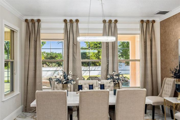 Image No.31-5 Bed Property for sale