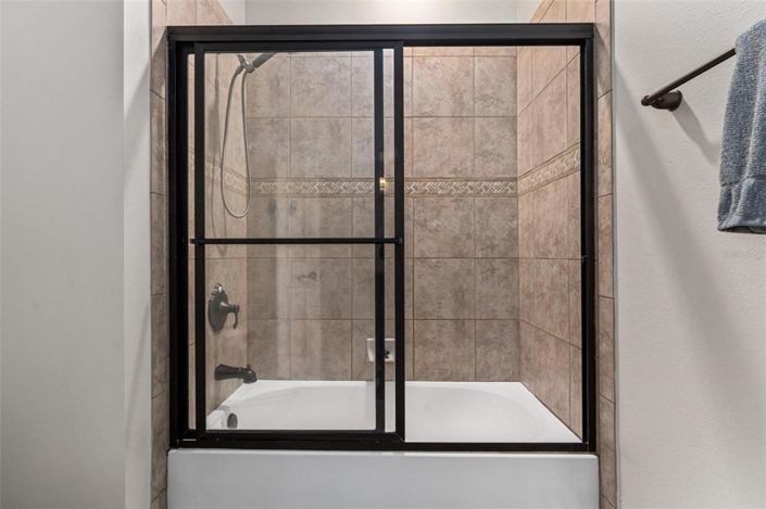 Image No.54-5 Bed Property for sale