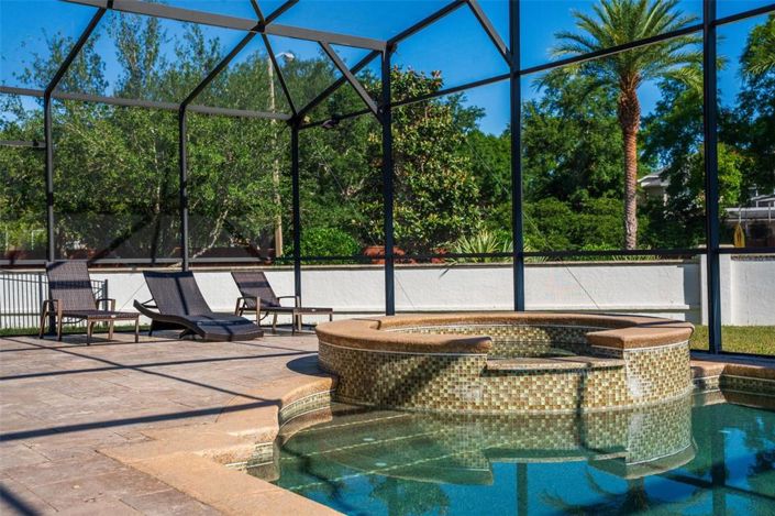 Image No.62-5 Bed Property for sale