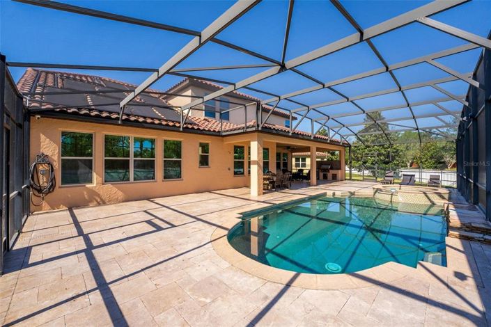 Image No.63-5 Bed Property for sale