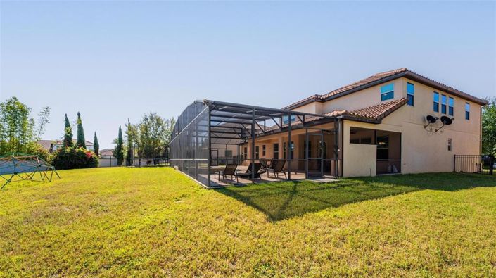 Image No.70-5 Bed Property for sale