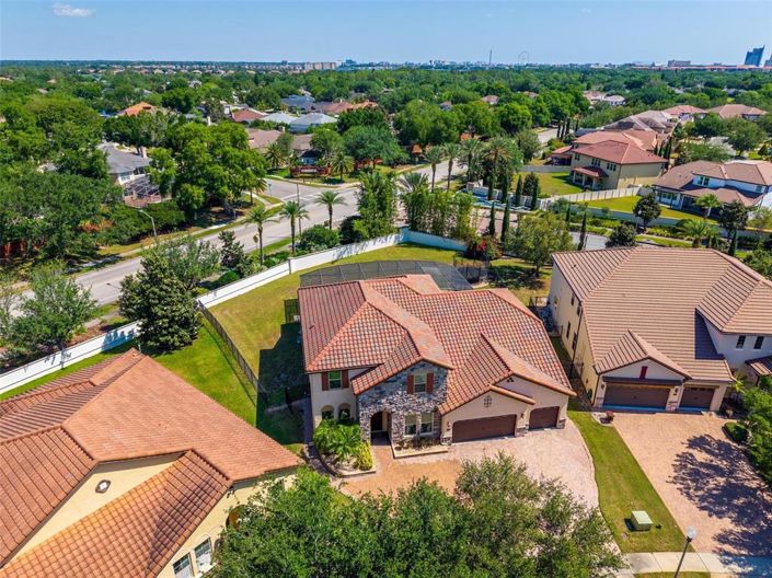 Image No.72-5 Bed Property for sale