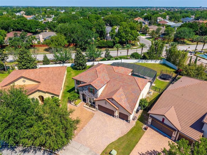 Image No.73-5 Bed Property for sale