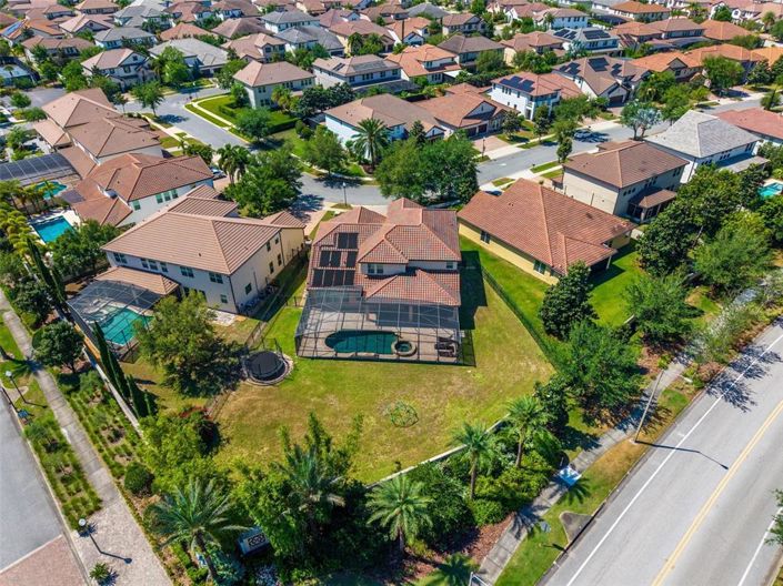 Image No.74-5 Bed Property for sale