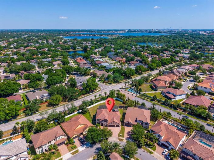 Image No.84-5 Bed Property for sale