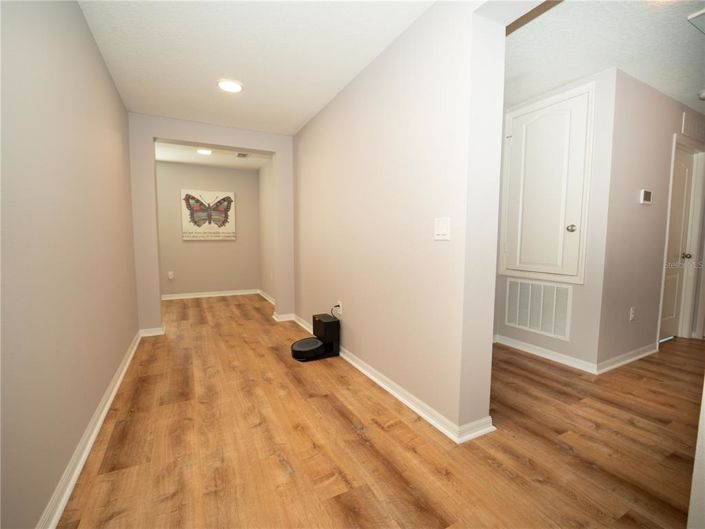 Image No.8-4 Bed Property for sale