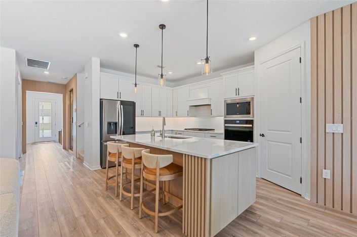 Image No.18-4 Bed Property for sale