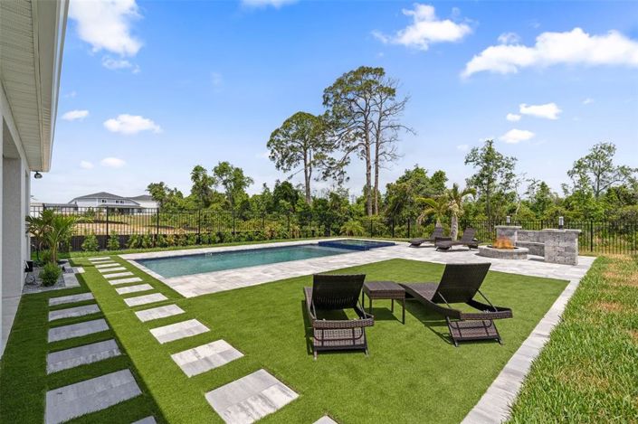 Image No.40-4 Bed Property for sale