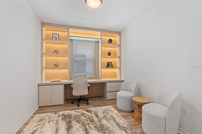 Image No.6-4 Bed Property for sale