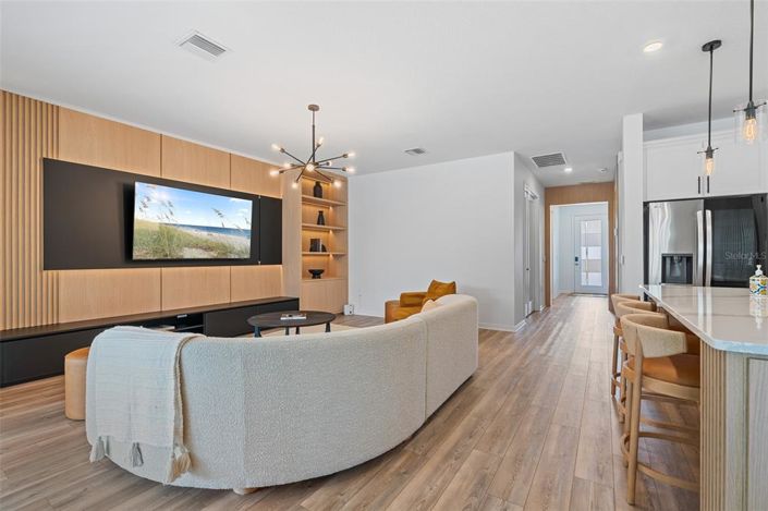 Image No.8-4 Bed Property for sale