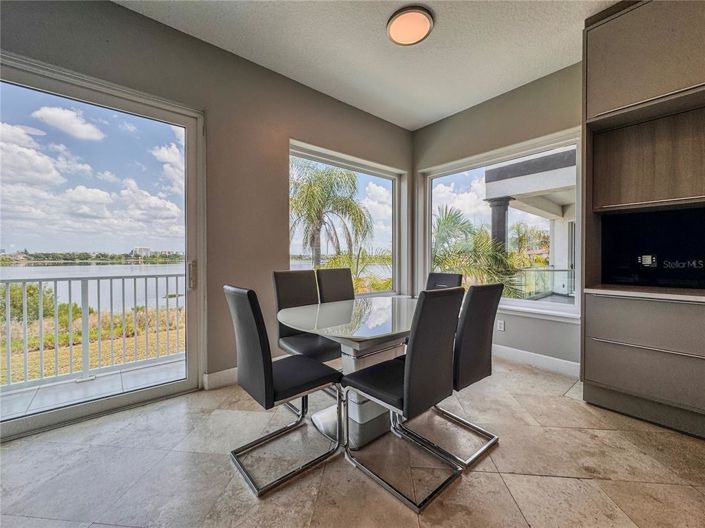 Image No.33-Propriété de 5 chambres à vendre à Orlando