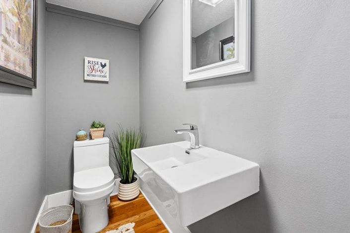 Image No.26-3 Bed Property for sale