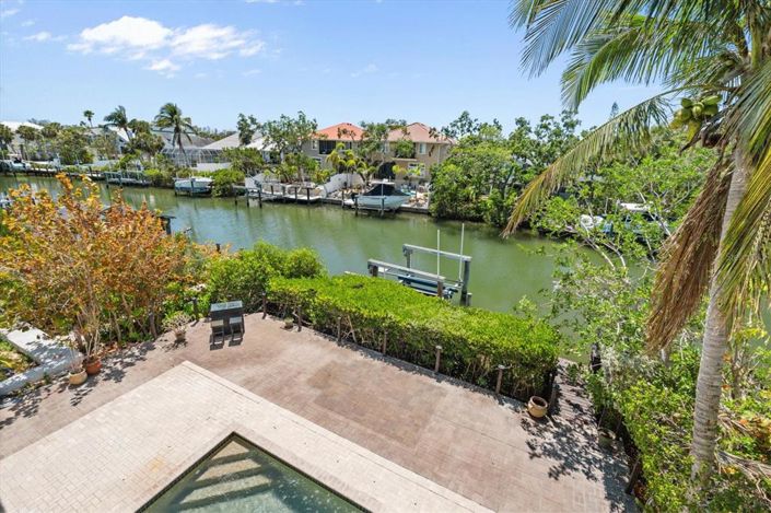 Image No.37-3 Bed Property for sale