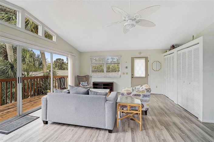 Image No.38-4 Bed Property for sale