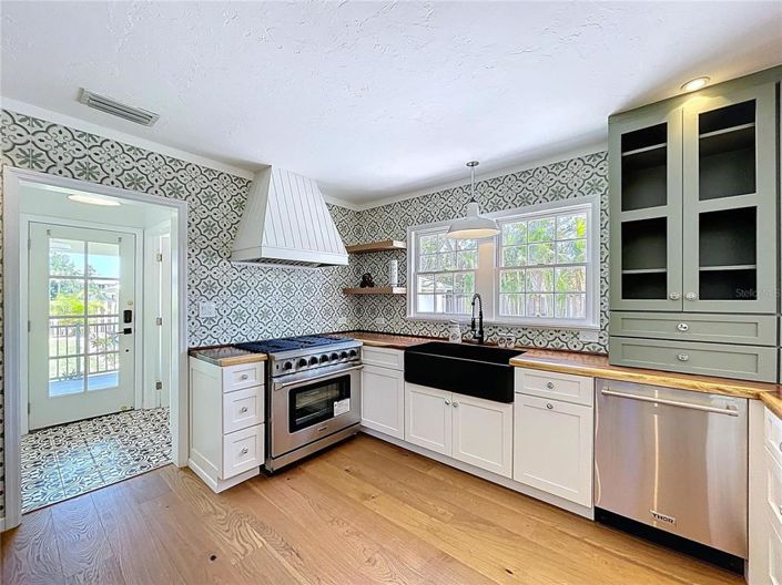 Image No.21-Propriété de 4 chambres à vendre à Sarasota