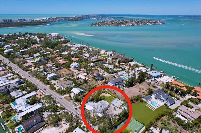 Image No.3-Propriété de 4 chambres à vendre à Sarasota