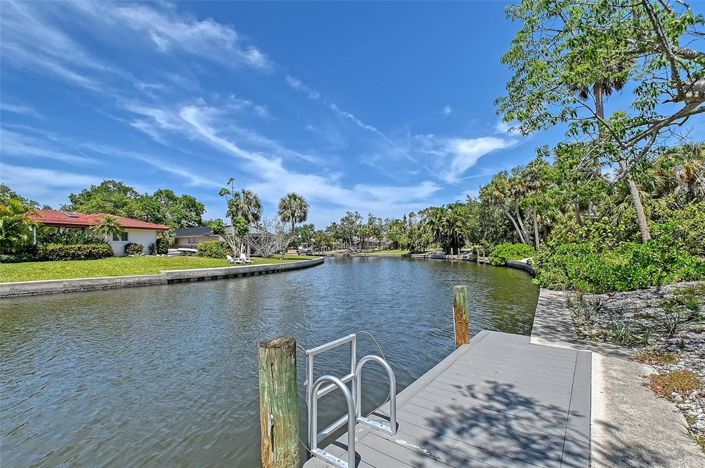 Image No.13-3 Bed Property for sale