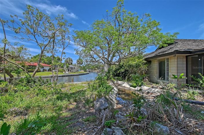 Image No.16-3 Bed Property for sale