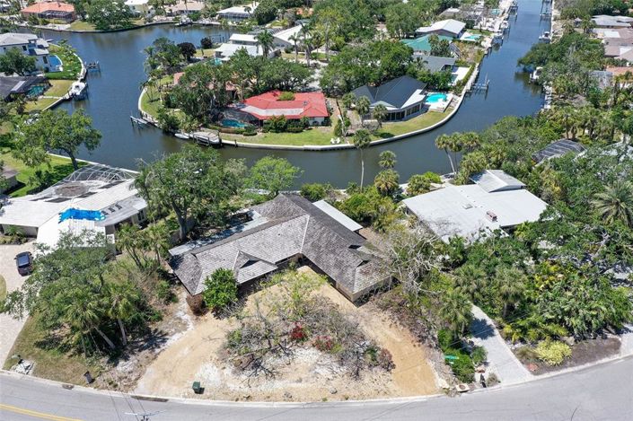 Image No.3-3 Bed Property for sale