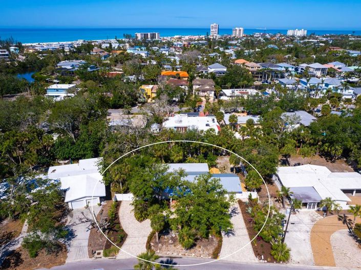 Image No.30-3 Bed Property for sale