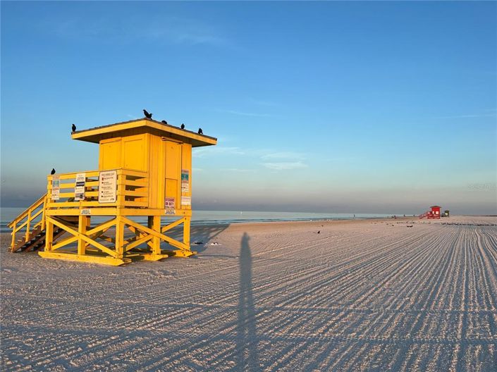 Image No.37-3 Bed Property for sale