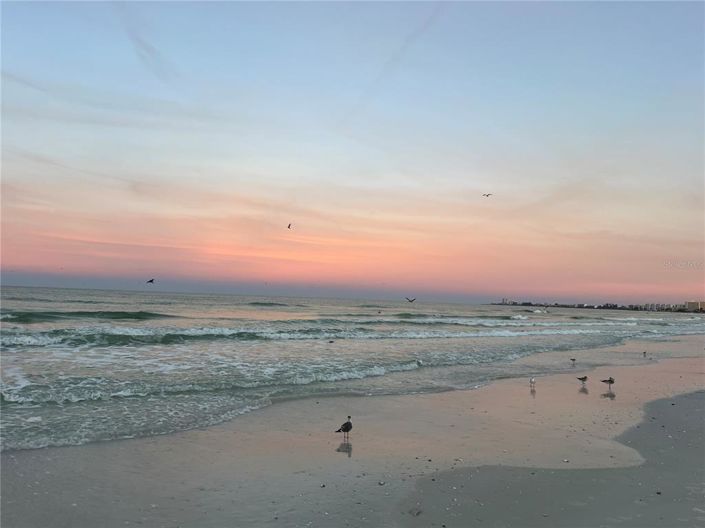 Image No.39-3 Bed Property for sale