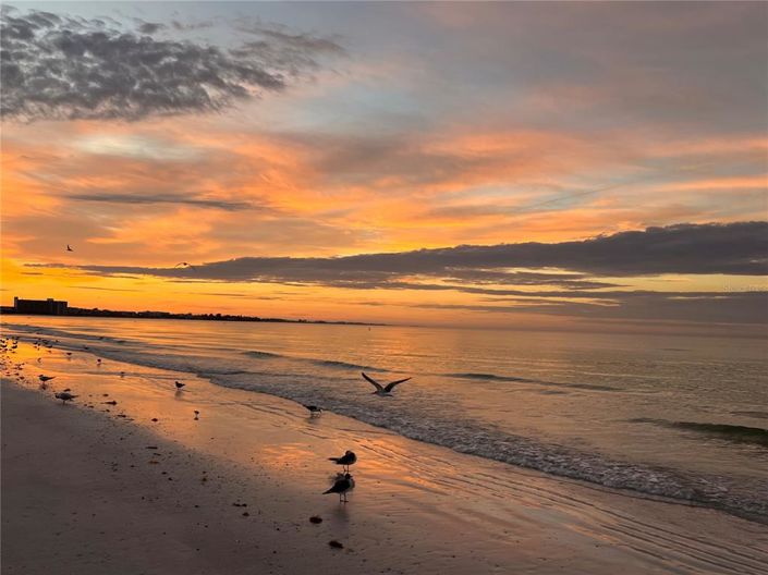 Image No.41-3 Bed Property for sale