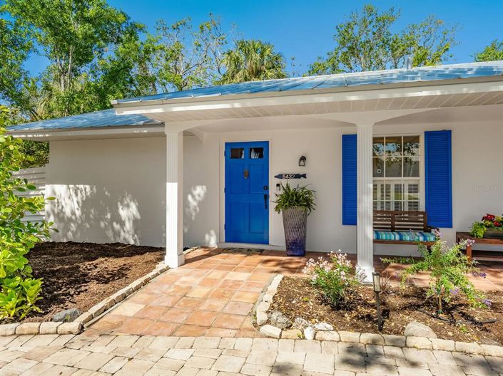 Image No.5-3 Bed Property for sale