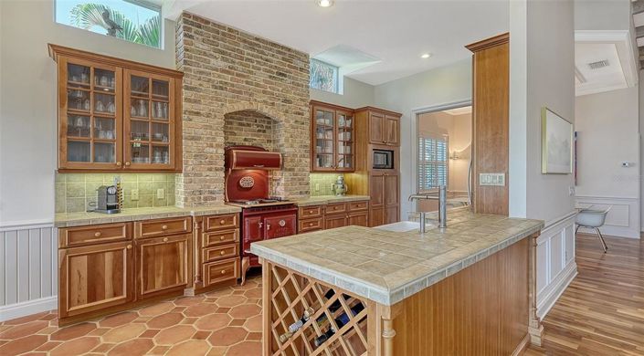 Image No.16-3 Bed Property for sale