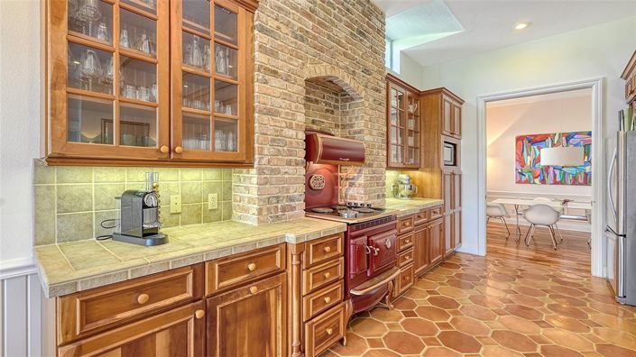 Image No.17-3 Bed Property for sale