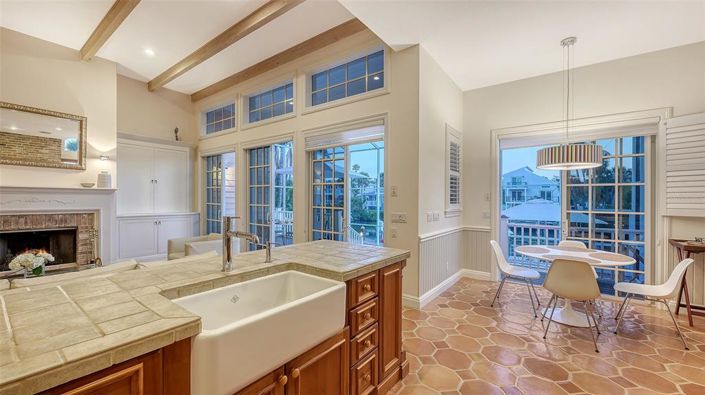 Image No.21-3 Bed Property for sale