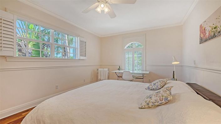 Image No.38-3 Bed Property for sale