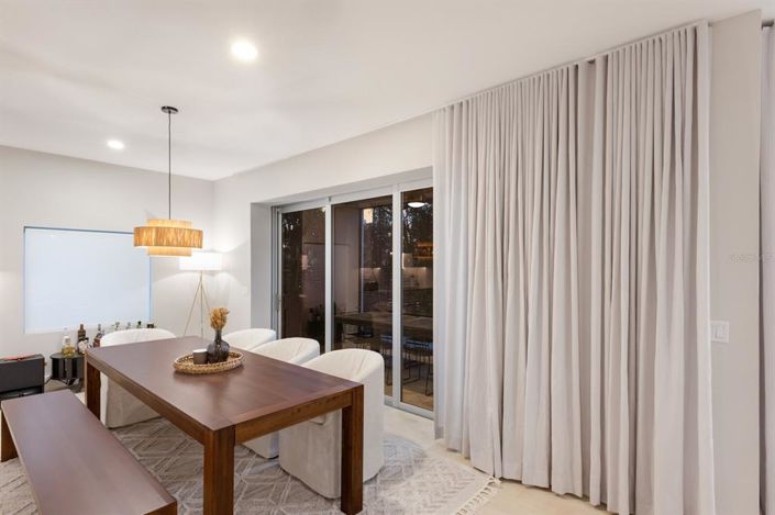 Image No.16-4 Bed Property for sale