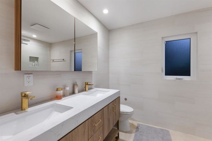 Image No.32-Propriété de 4 chambres à vendre à Sarasota