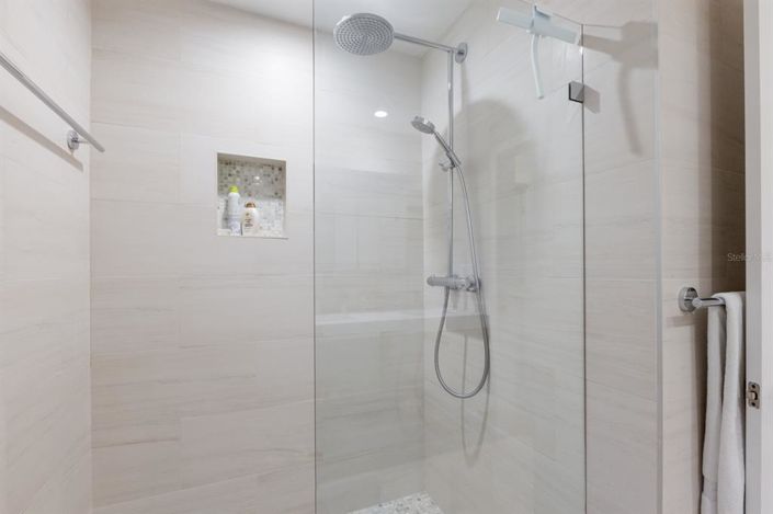 Image No.33-4 Bed Property for sale