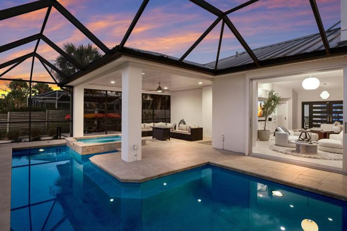 Image No.46-4 Bed Property for sale