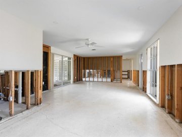 fa005713