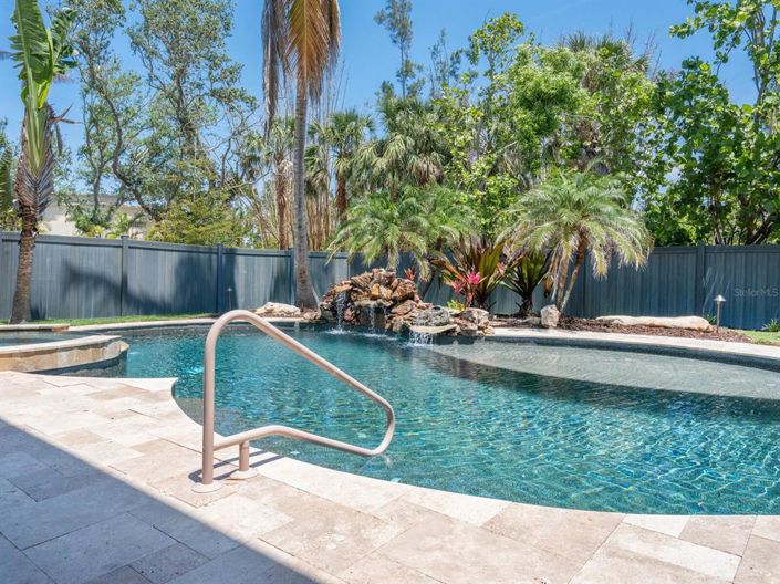 Image No.46-4 Bed Property for sale