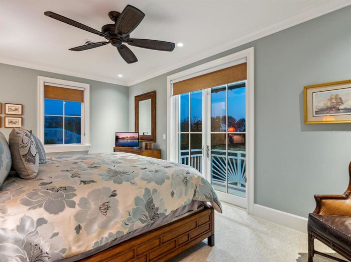 Image No.72-4 Bed Property for sale