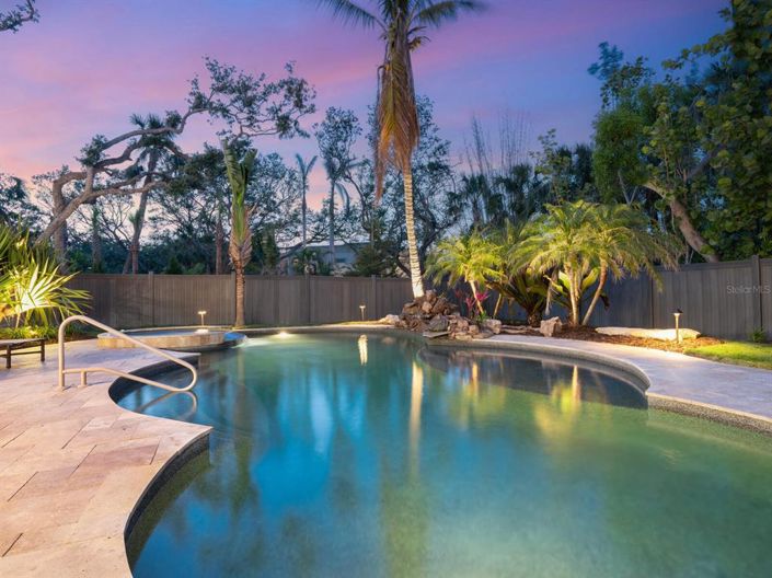 Image No.75-4 Bed Property for sale