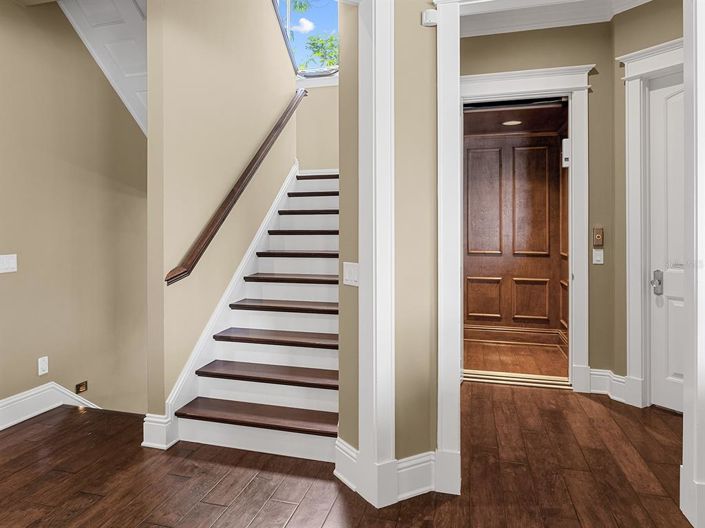 Image No.32-5 Bed Property for sale